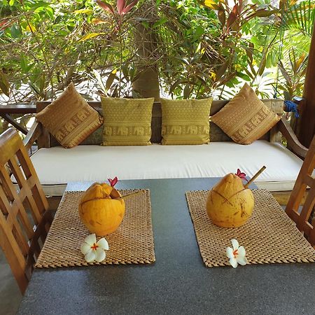 Waiara Village Guesthouse Maumere Esterno foto